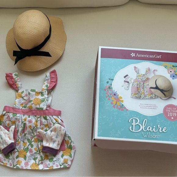 Blaire Wilson American girl gardening outfit - Picture 2 of 2